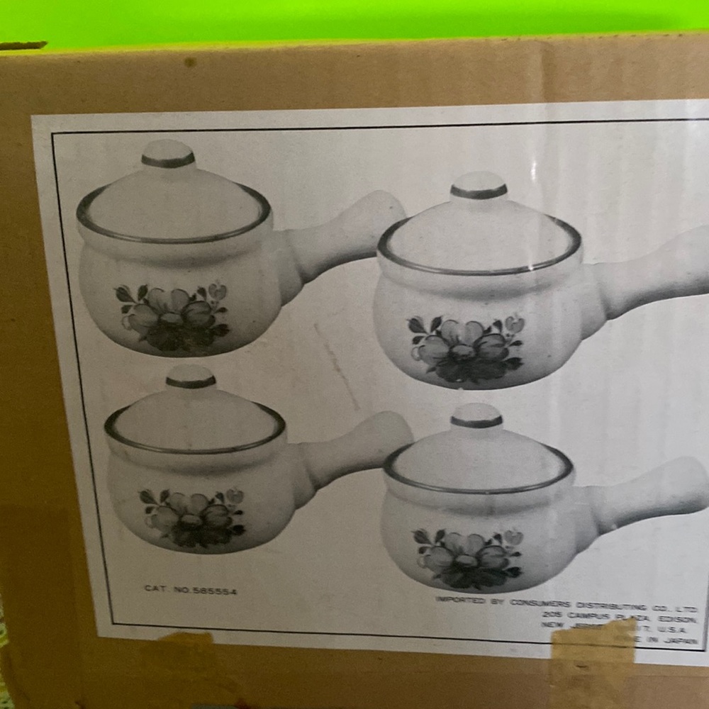 Valencia soup crocks